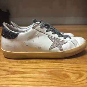 Women’s Golden Goose Super-Star, silver star, & brown glitter heel tab Sz.40/US9